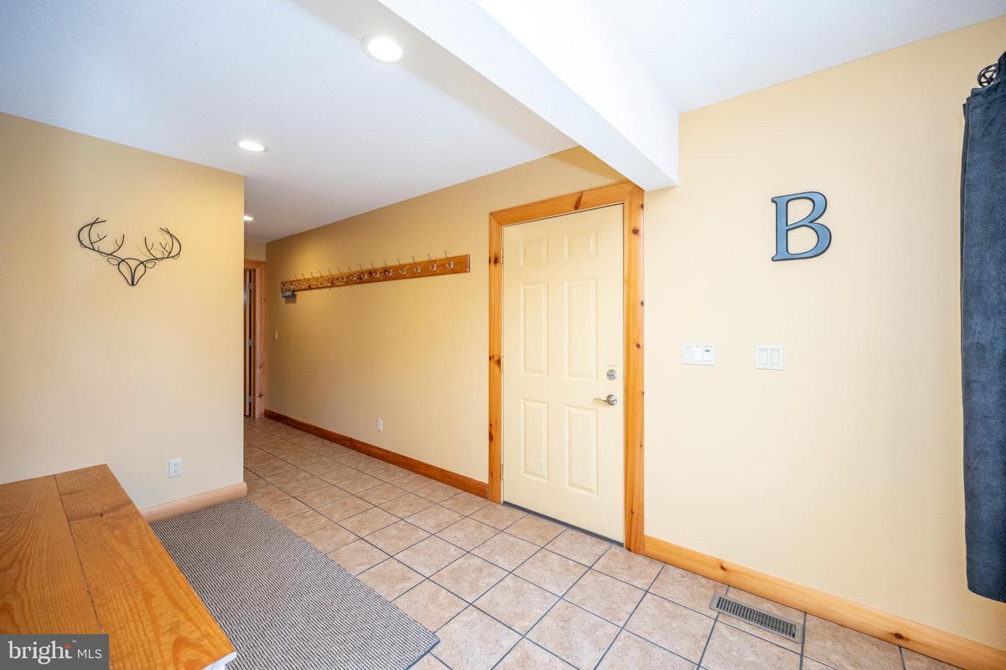 102 Mountainview Court photo 16