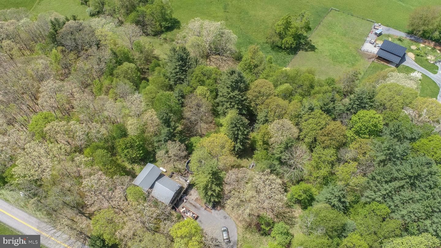 1737 King Wildesen Rd photo 5