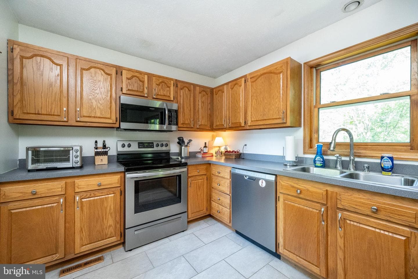 163 Crestview Drive photo 11