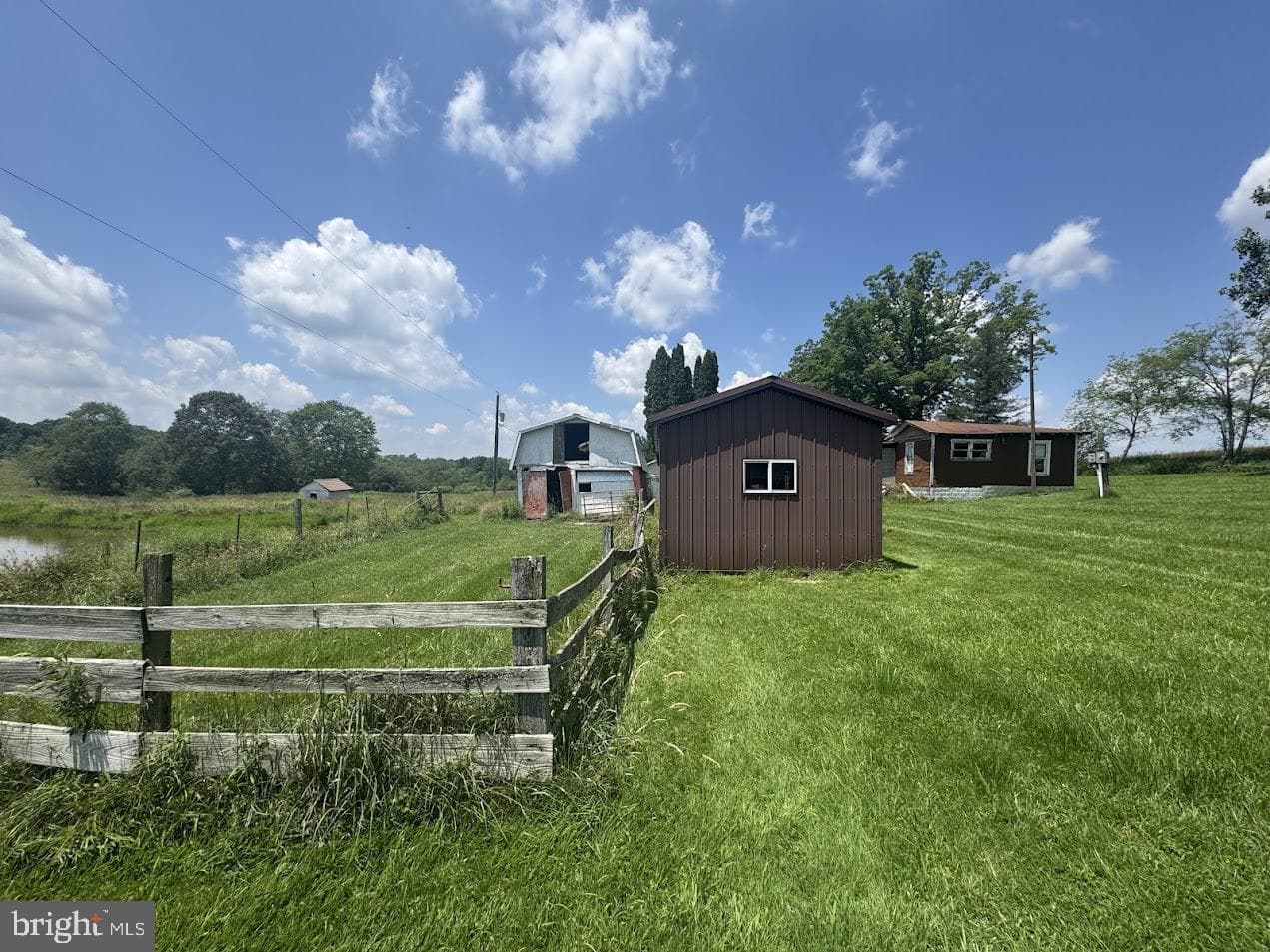 1570 Garrett Road photo 16