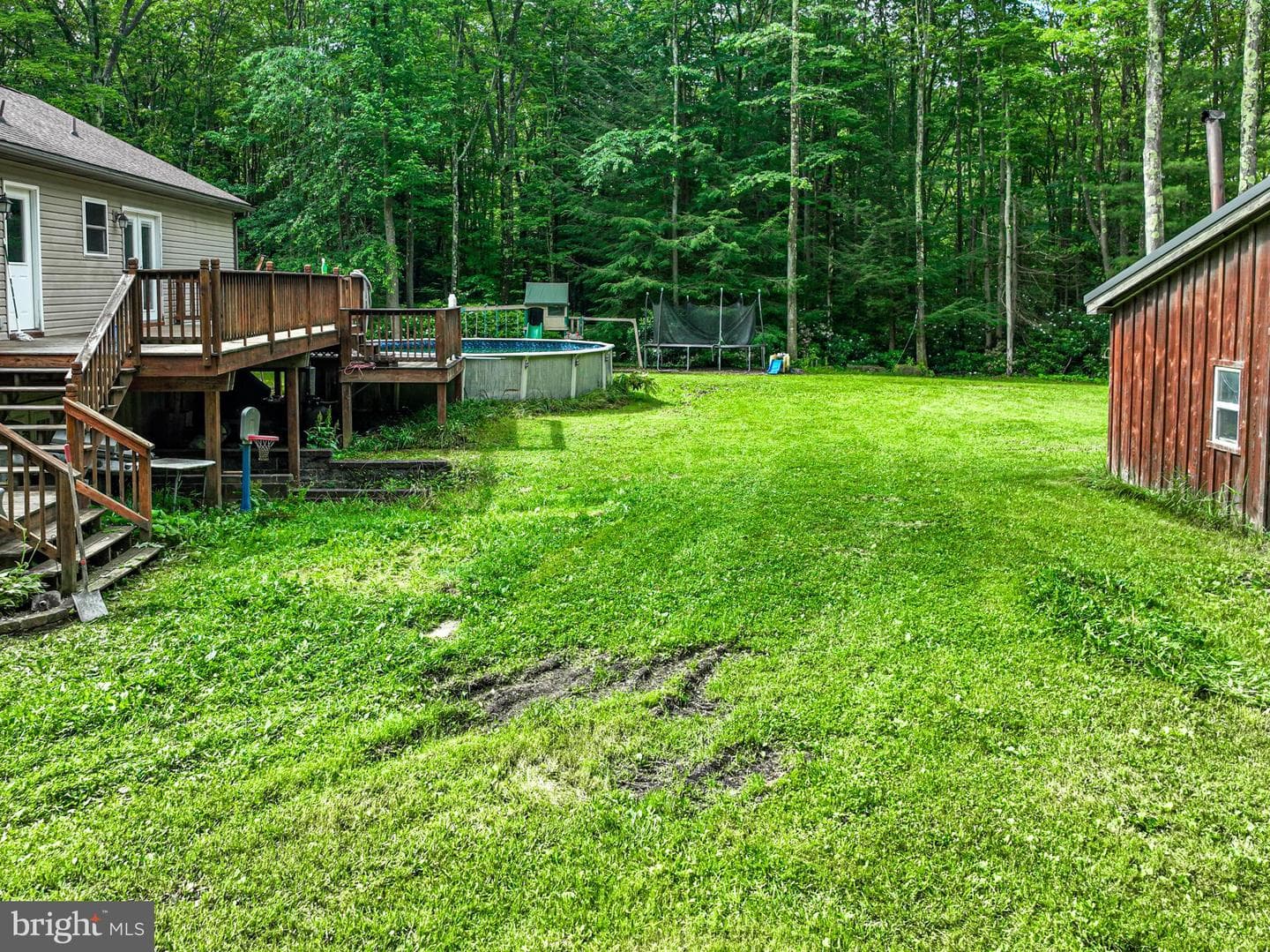 425 Amish Road photo 4