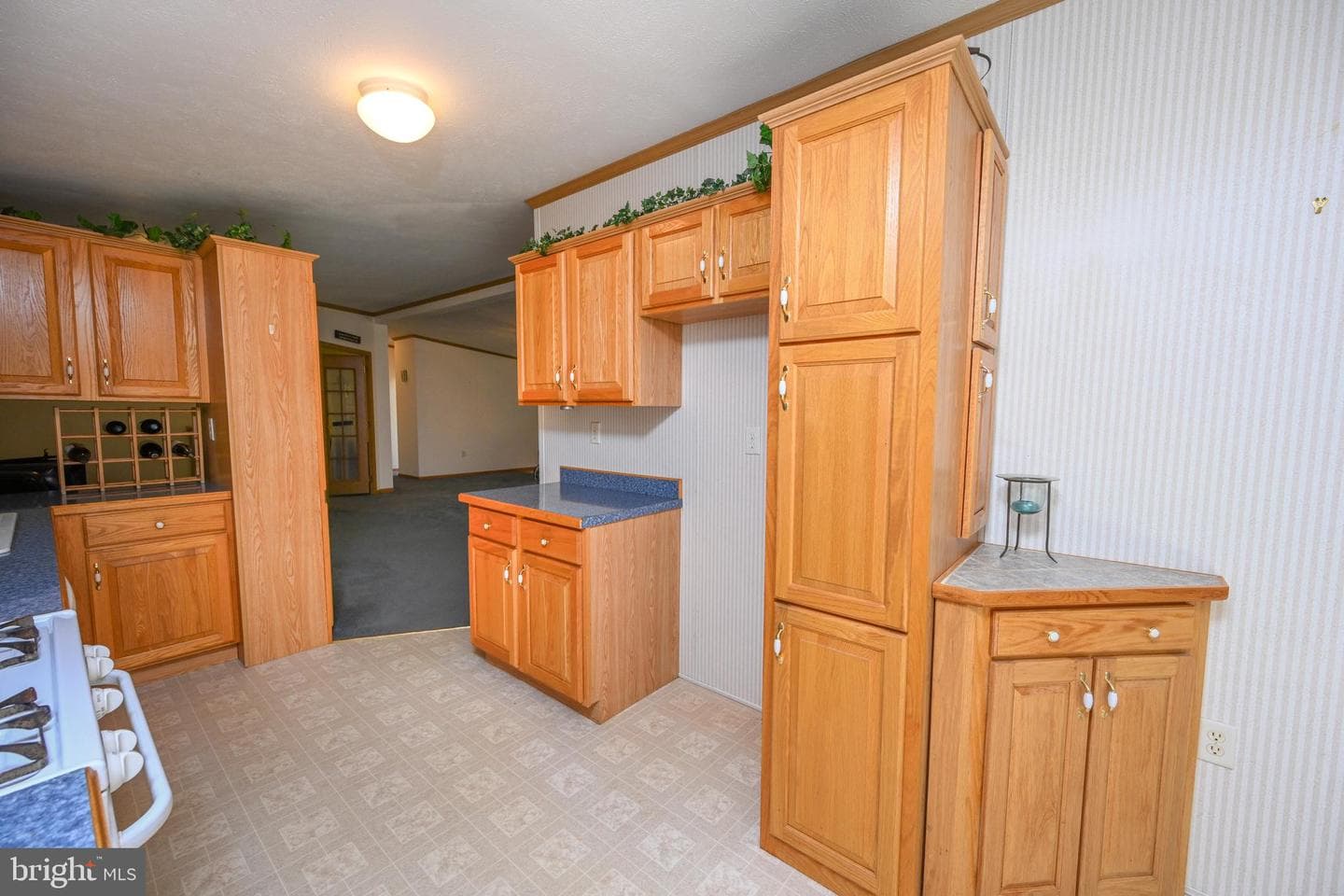 332 High Point Drive photo 20