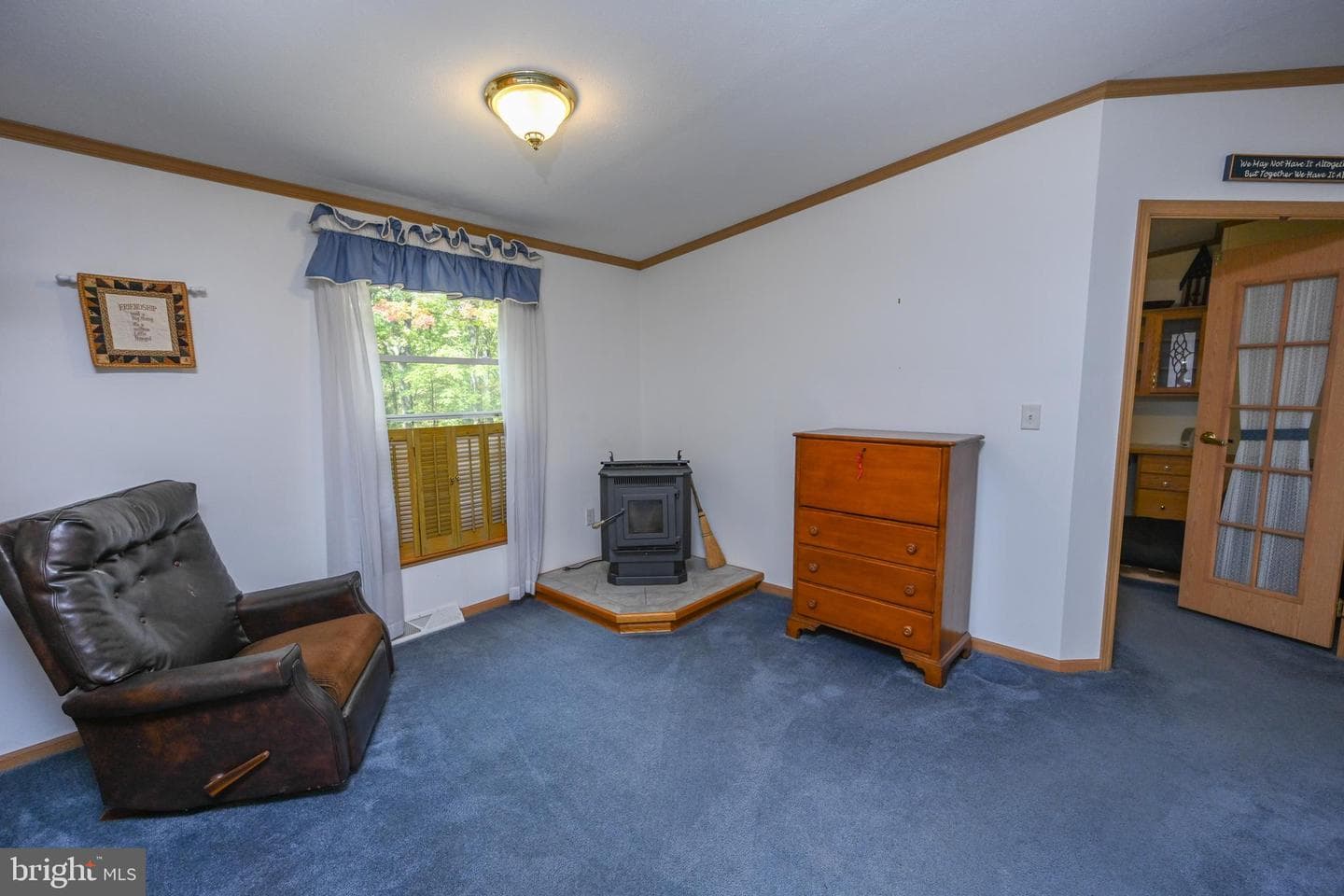 332 High Point Drive photo 9