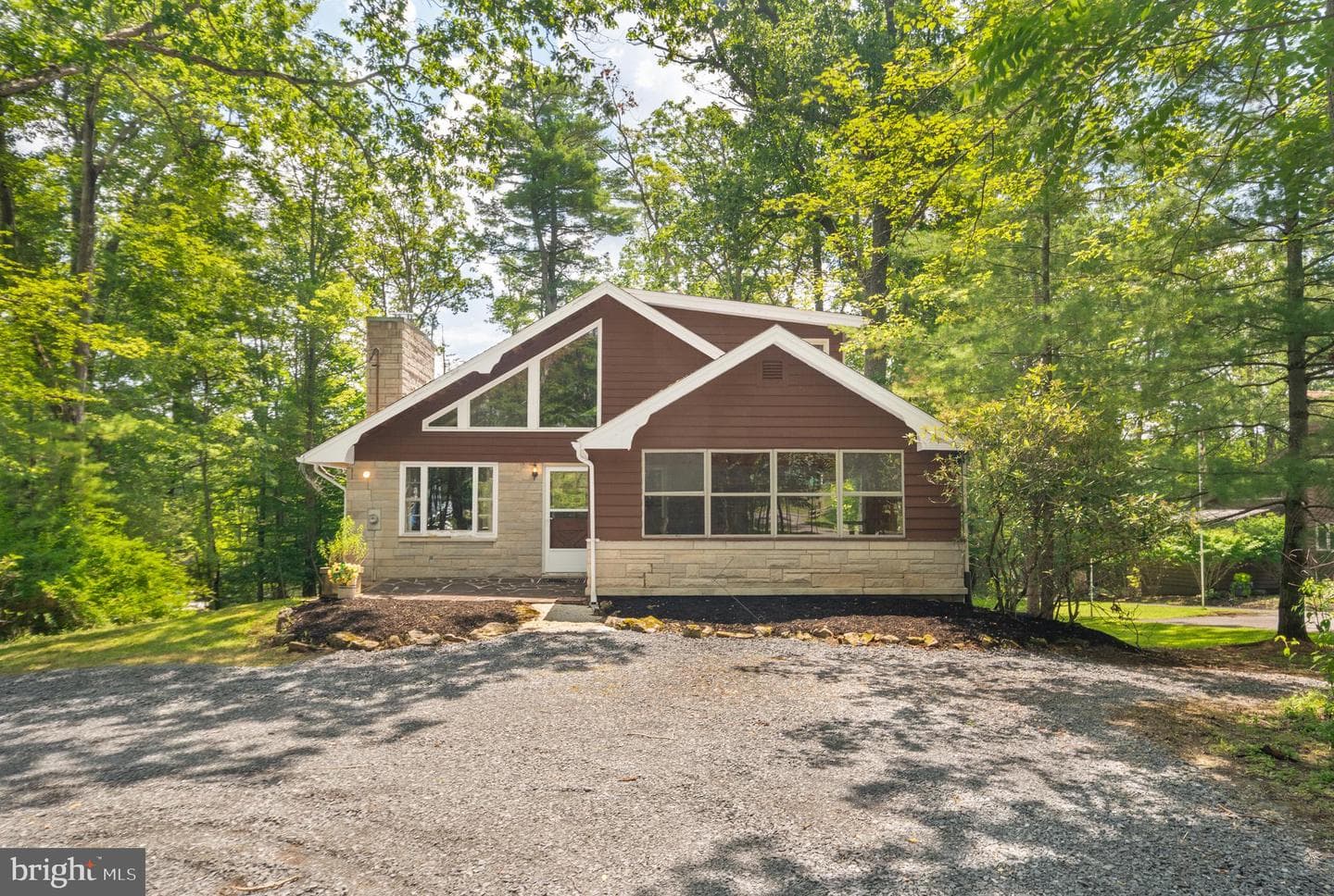 699 Harveys Peninsula Road photo 5