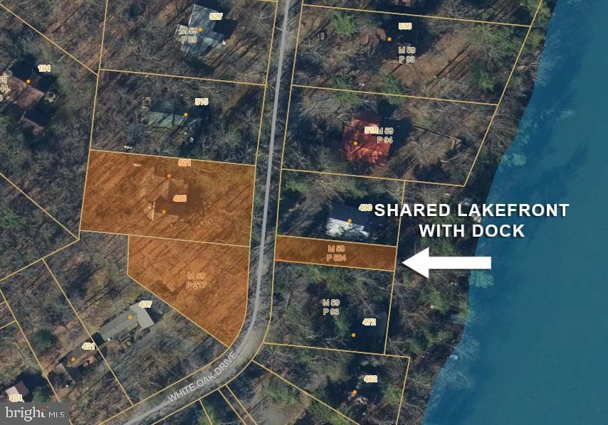 495 White Oak Drive photo 3