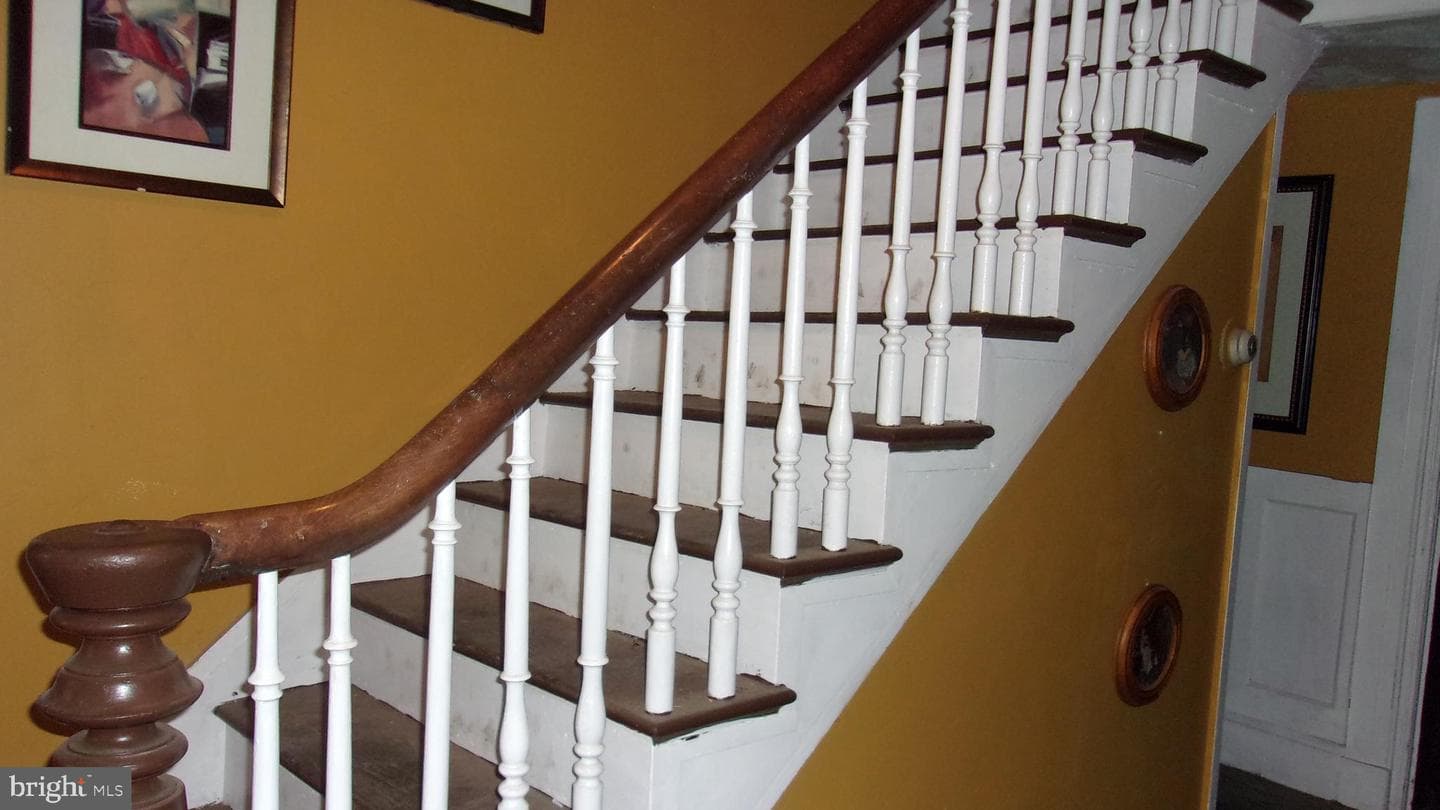 108 Knight Street photo 5