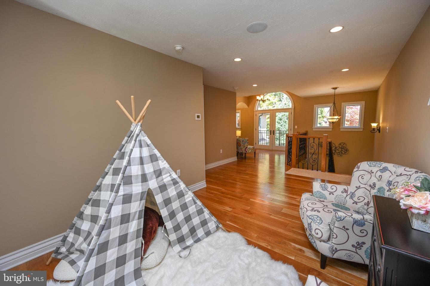 870 Holy Cross Drive photo 55