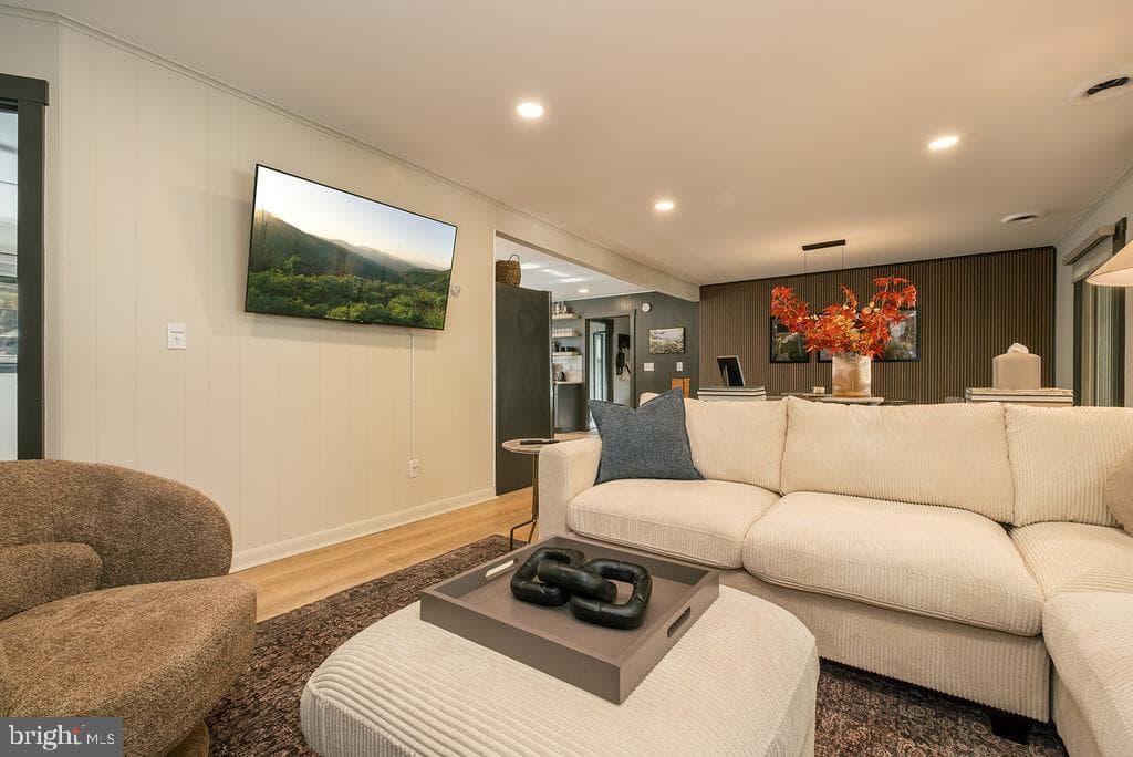 1321 Marsh Hill Road photo 15