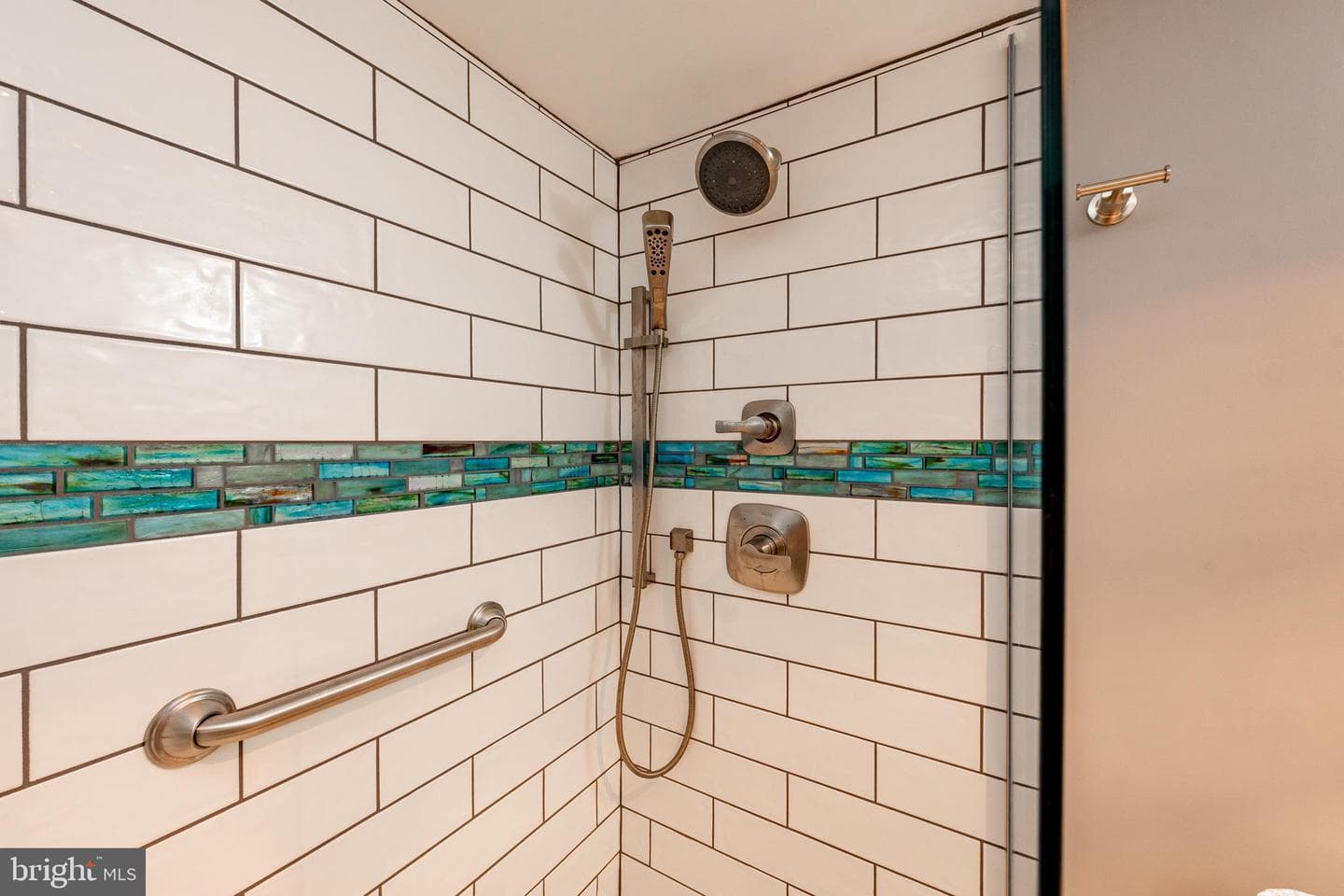 20160 Garrett Highway #f501-701 photo 28