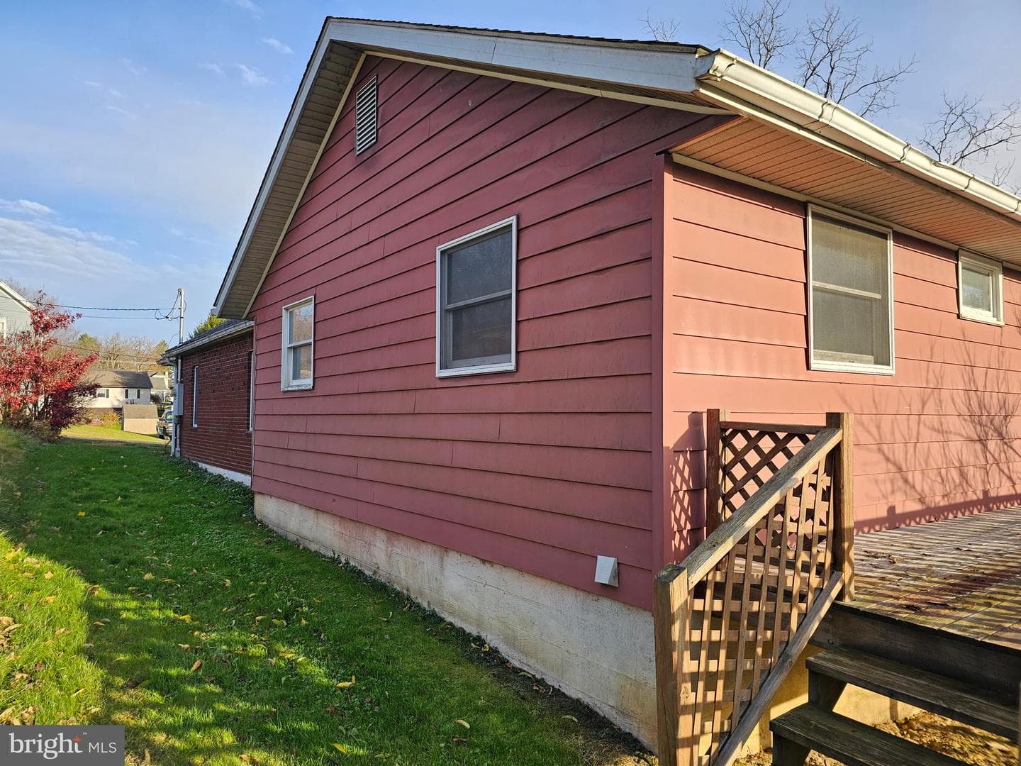204 E St photo 32