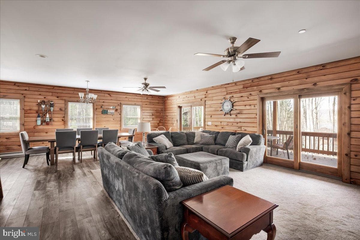 95 White Oak Drive photo 8