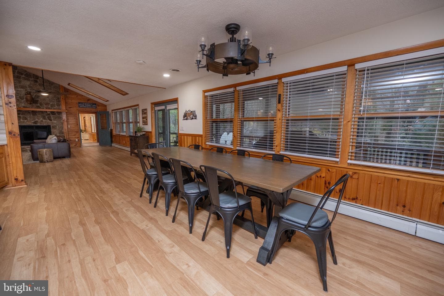 526 Gleanings Drive photo 7