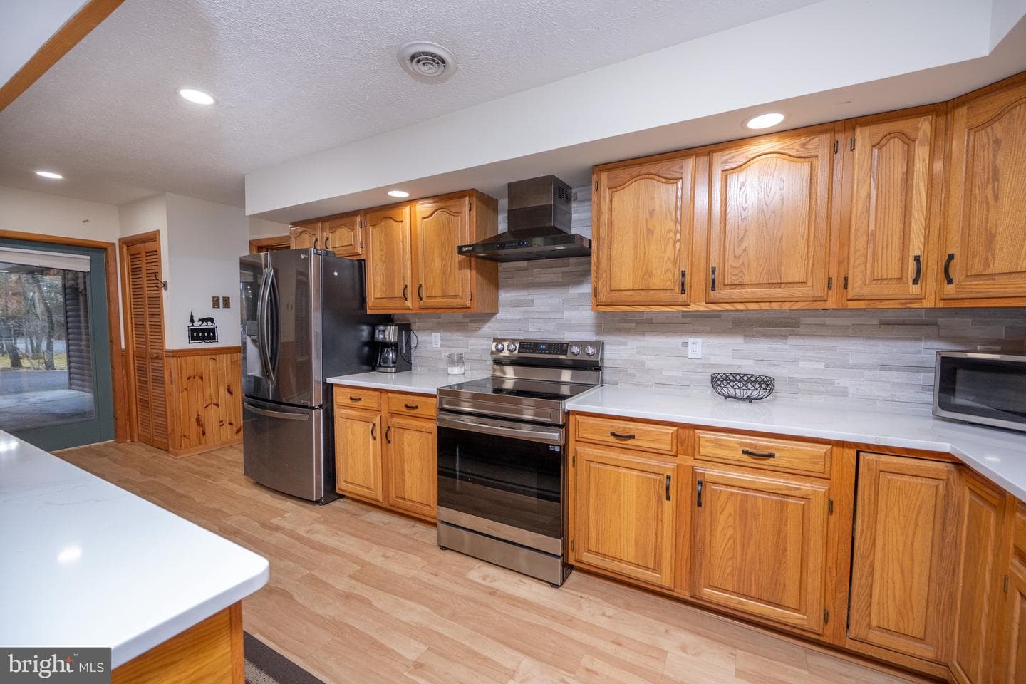 526 Gleanings Drive photo 8