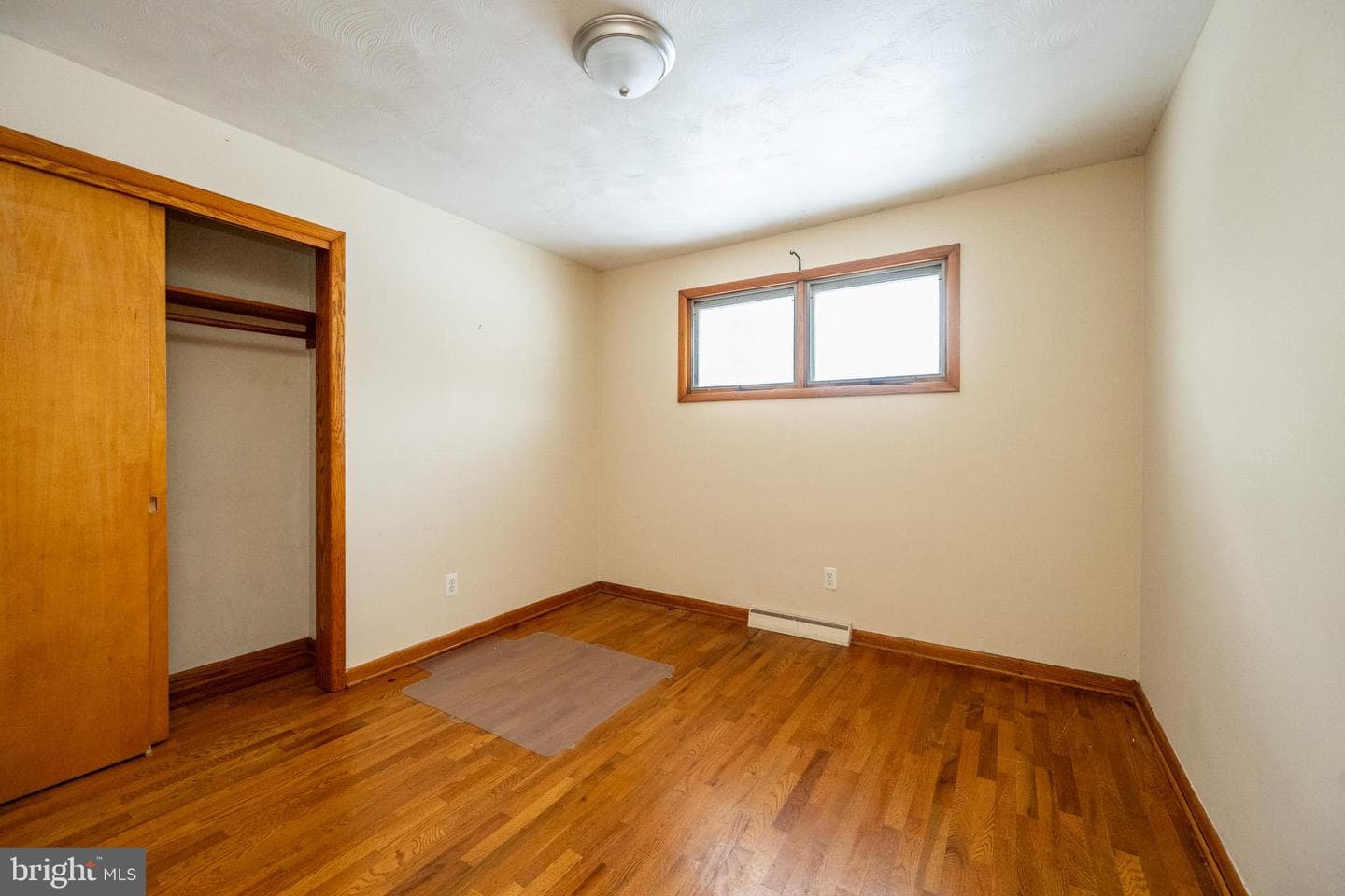 127 S Oakhall Drive photo 21