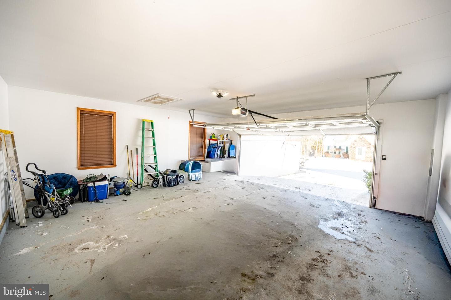702 Sunshine Drive photo 41