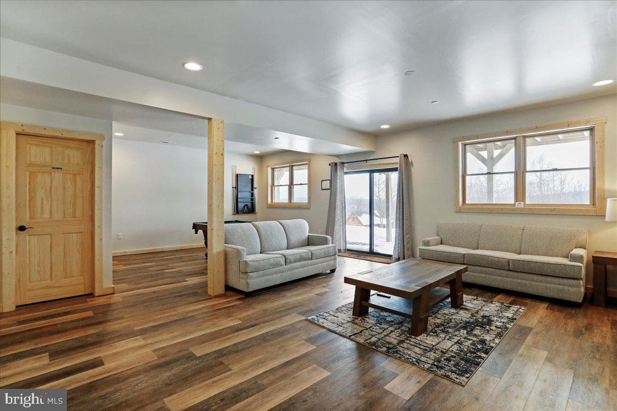 957 N Camp Road photo 30
