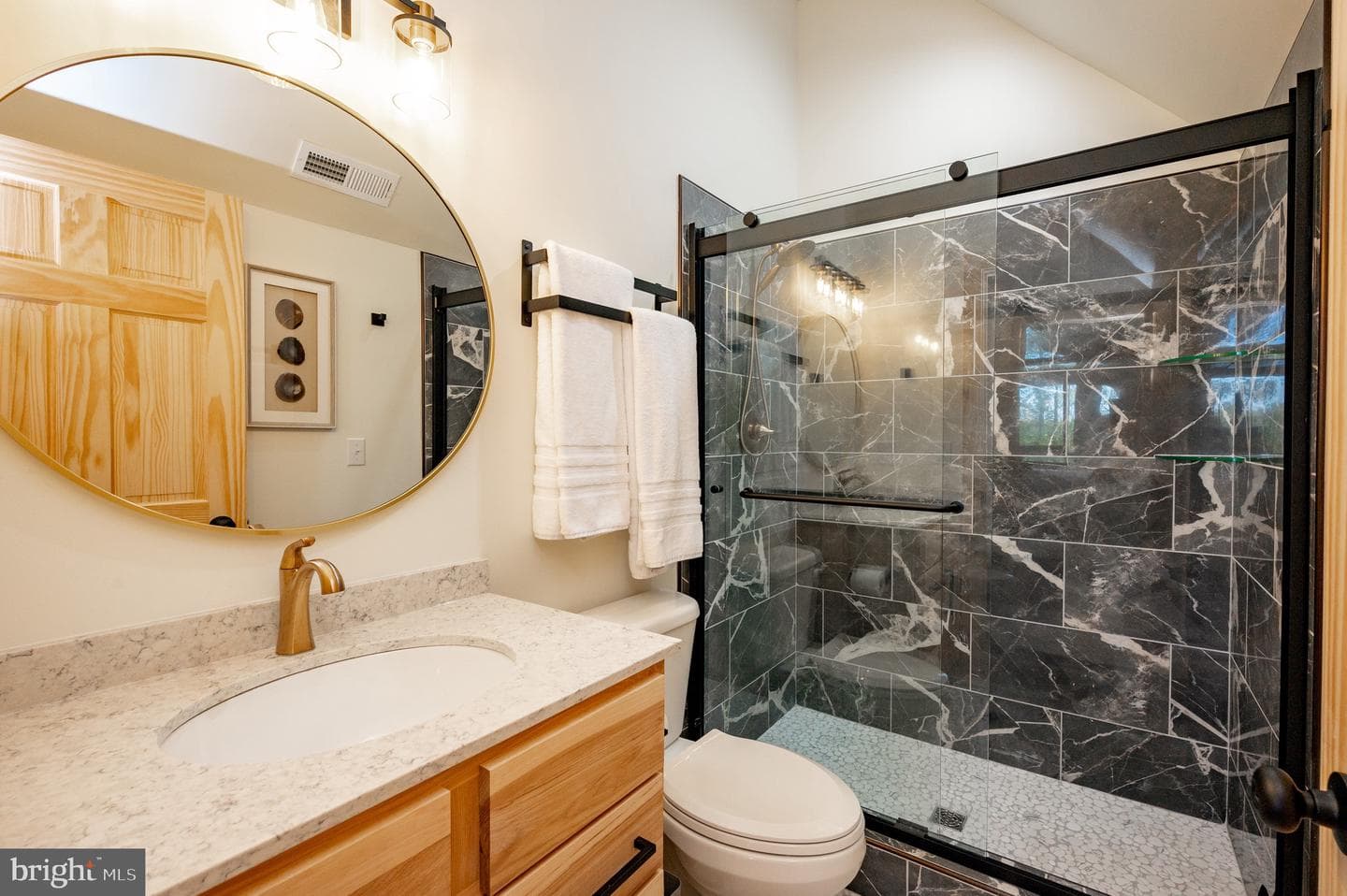 36 Irwin Way photo 35
