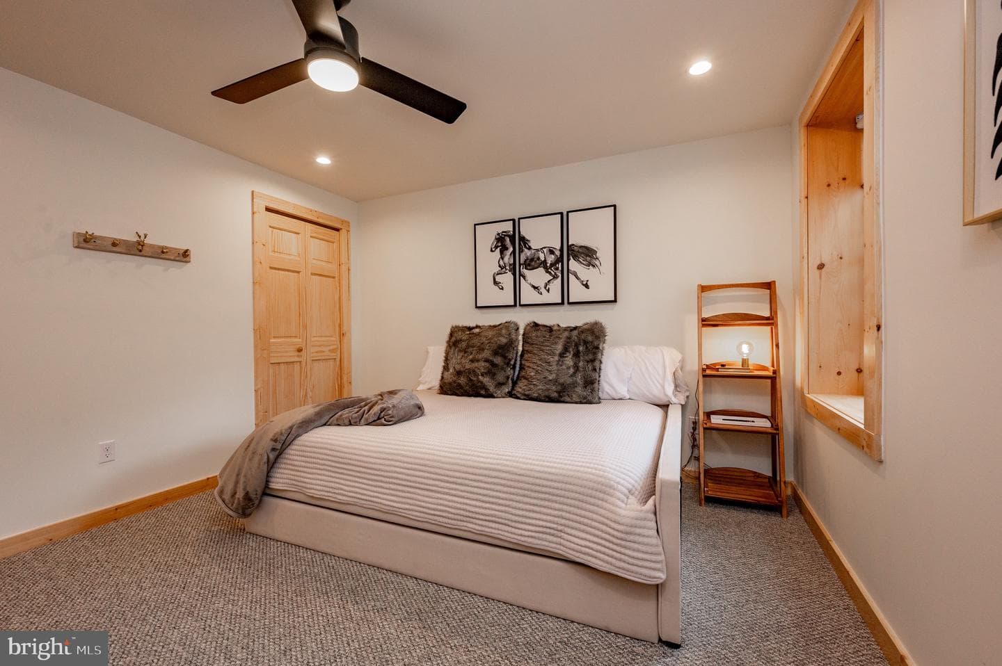 36 Irwin Way photo 53