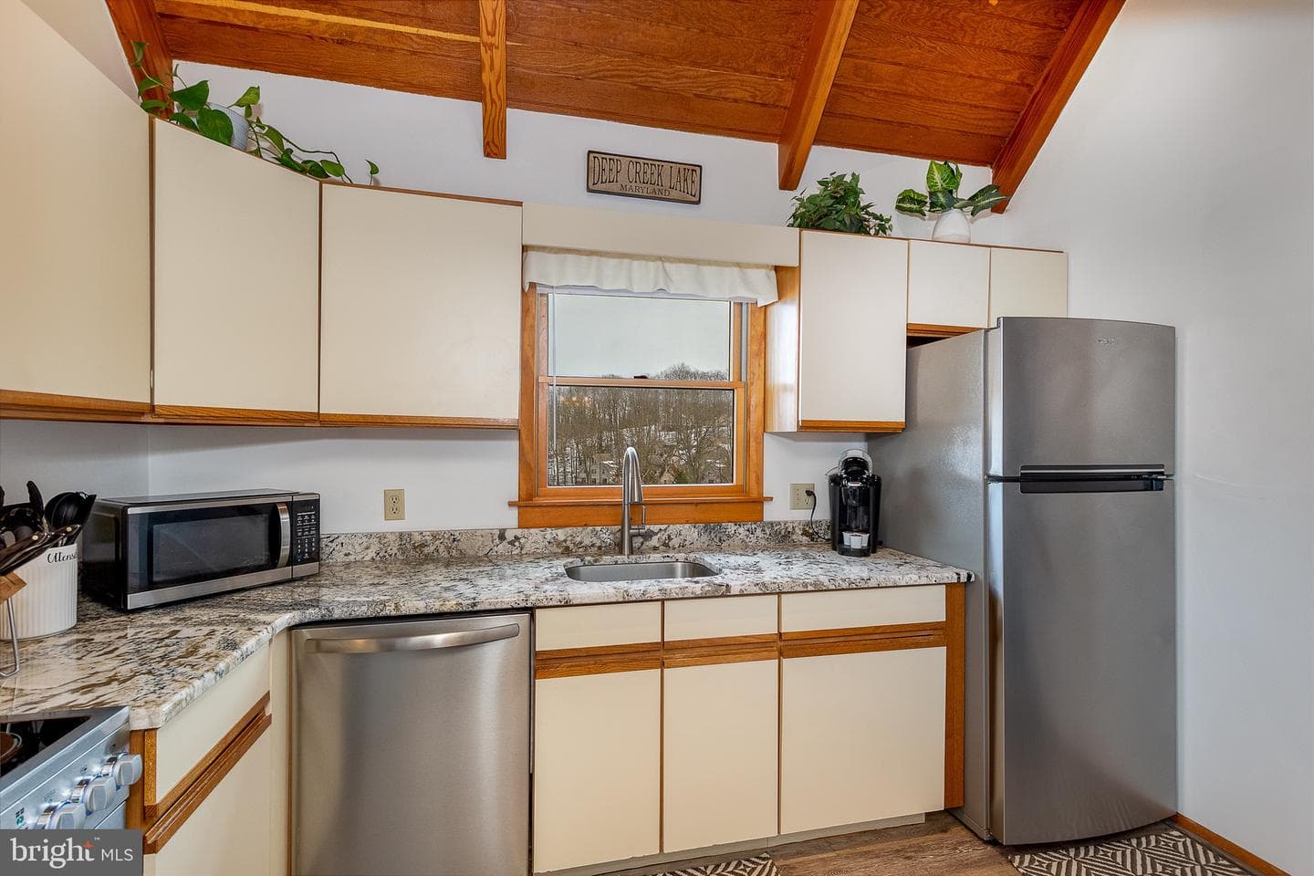 157 Jeffrey Lane #21b photo 6