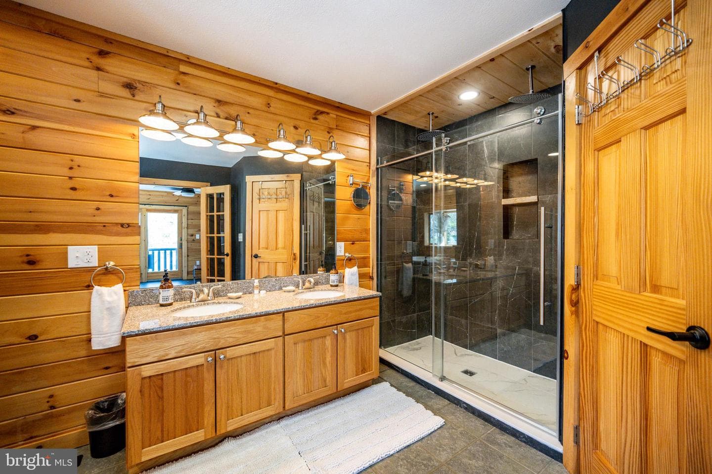 660 Glendale Road photo 24