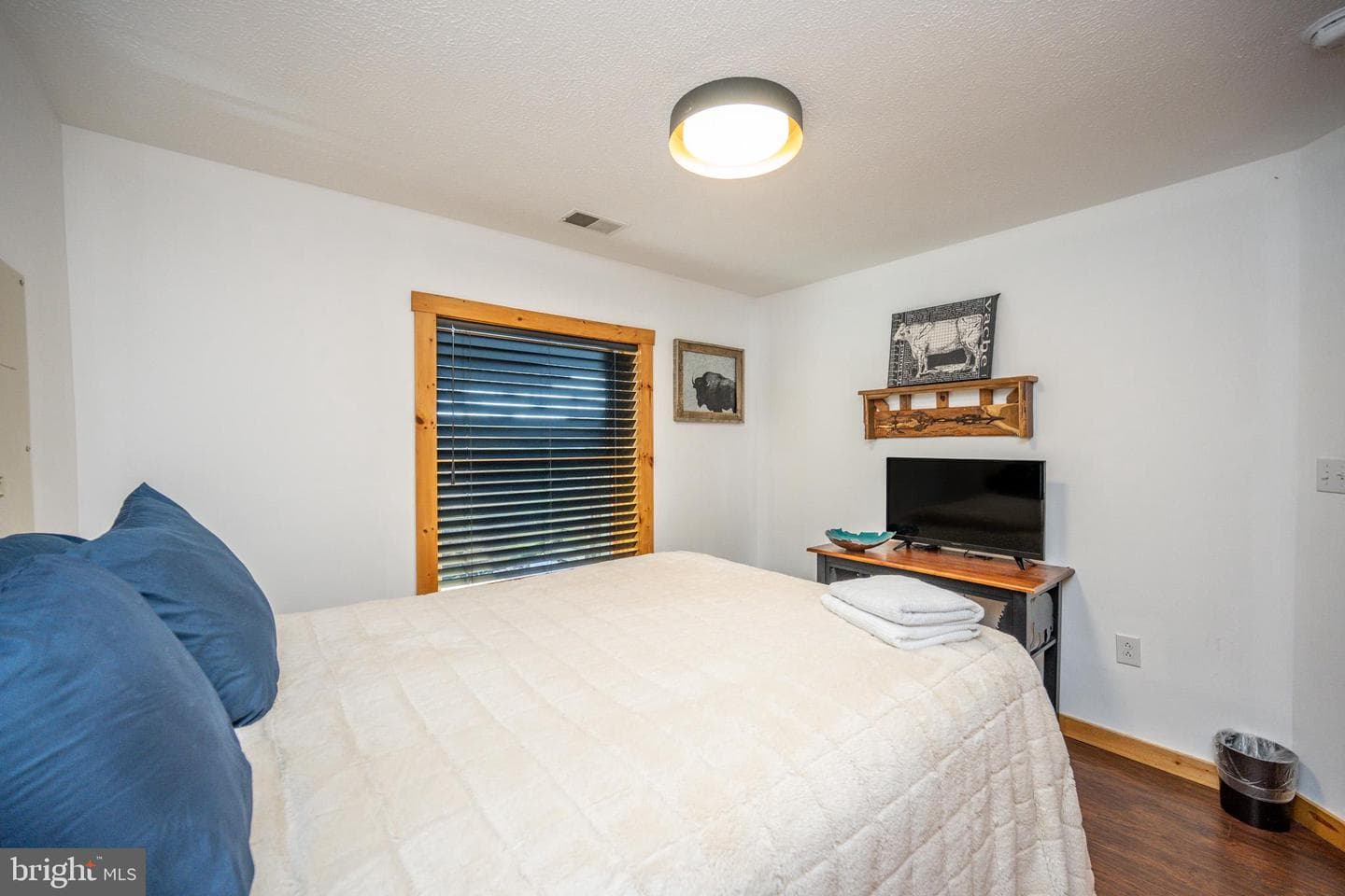 660 Glendale Road photo 53