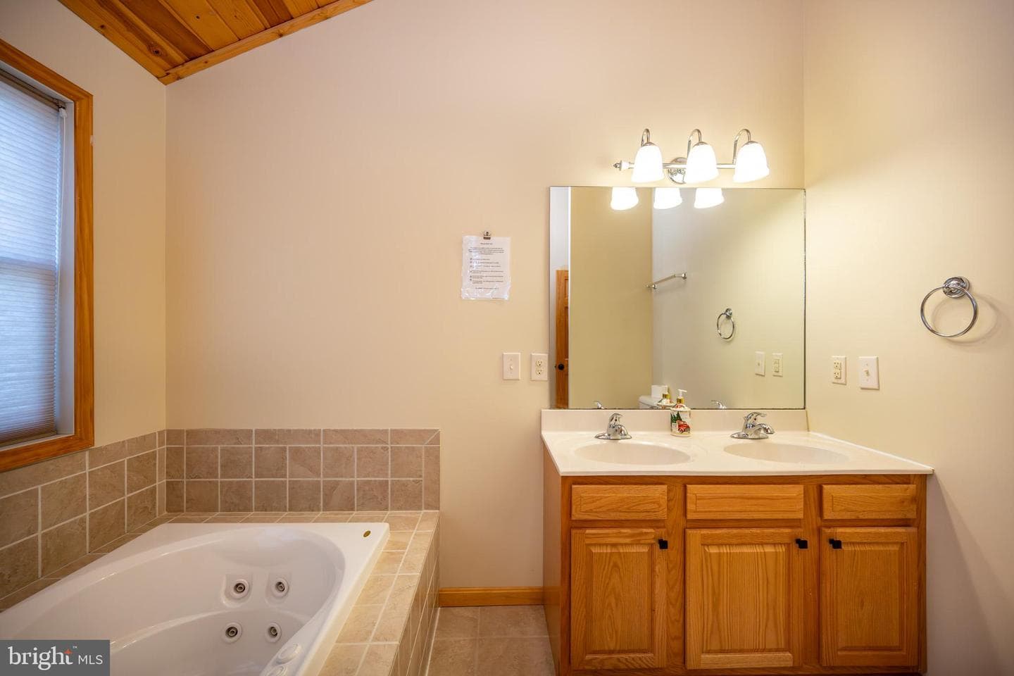 37 Sugar Maple Lane photo 32