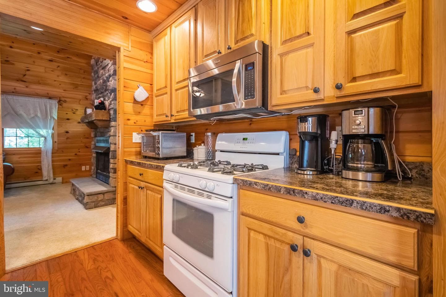 302 Oak Way Road photo 6