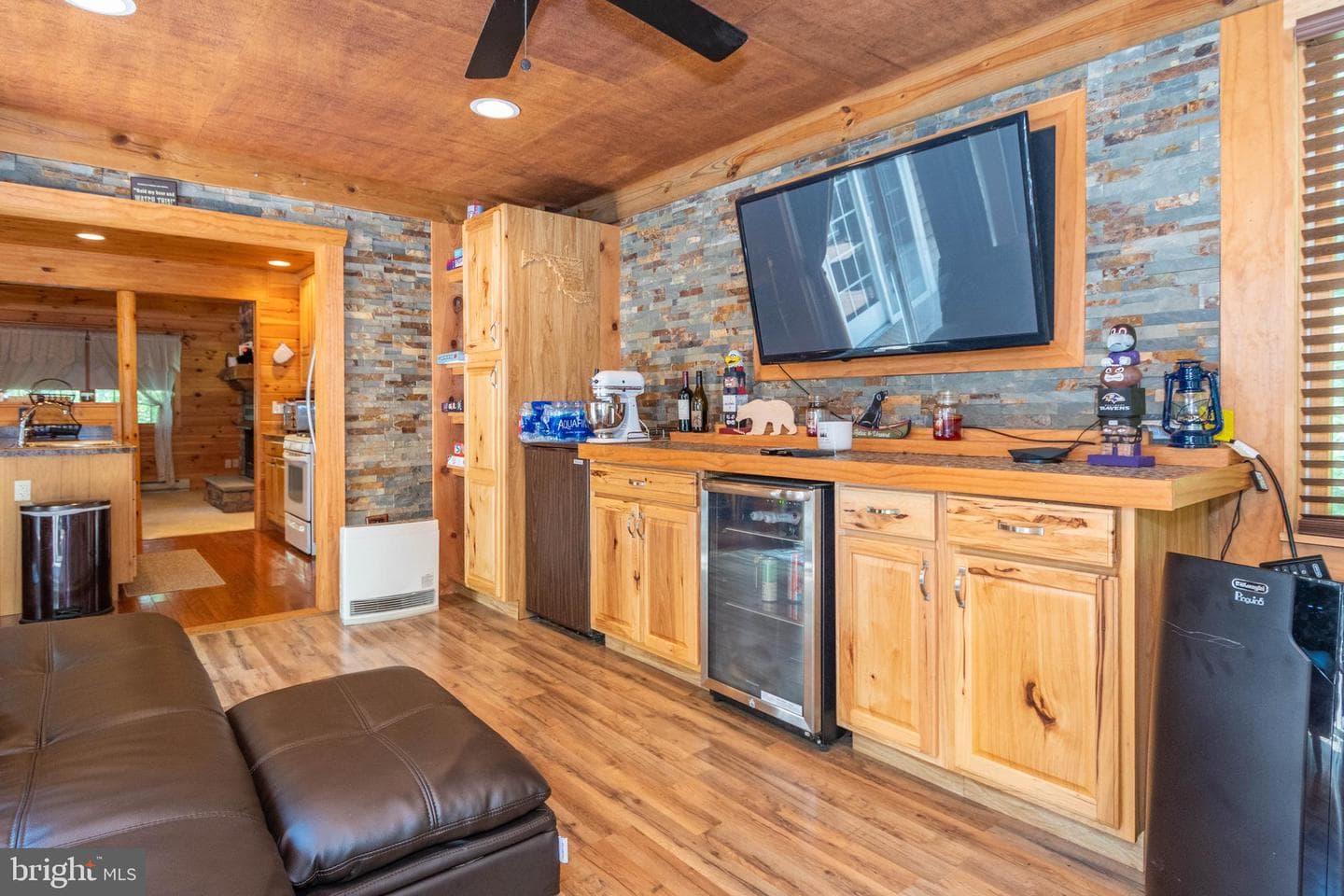 302 Oak Way Road photo 9