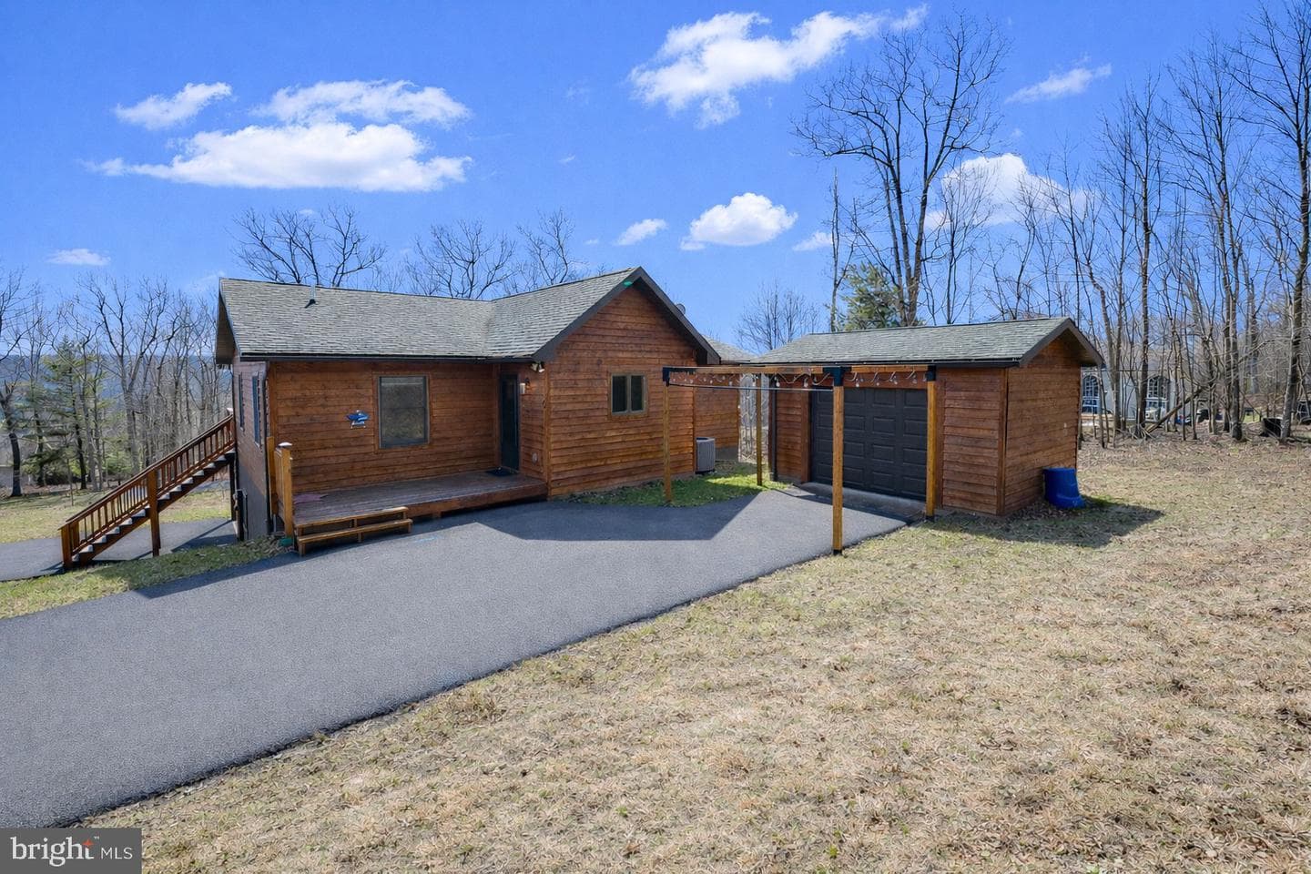 167 Sears Lane photo 3