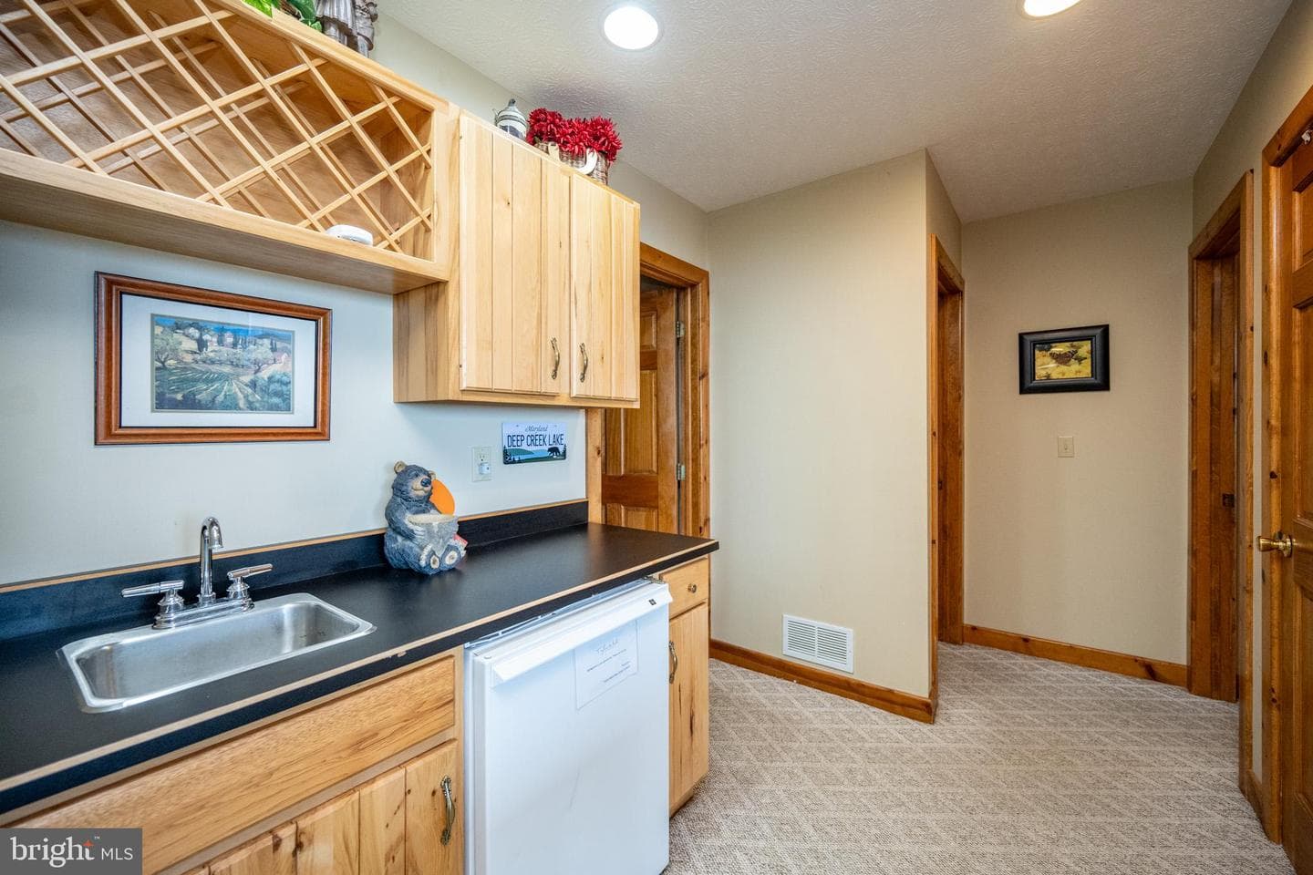 110 Highline Drive photo 33