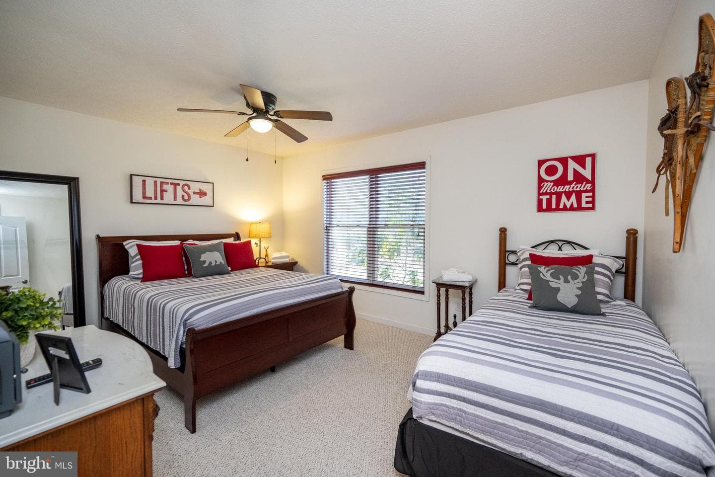 891 Mountainview Drive photo 40