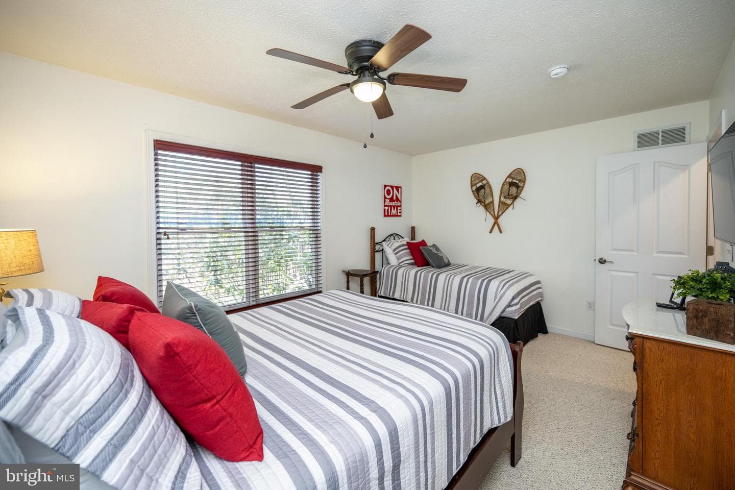 891 Mountainview Drive photo 42