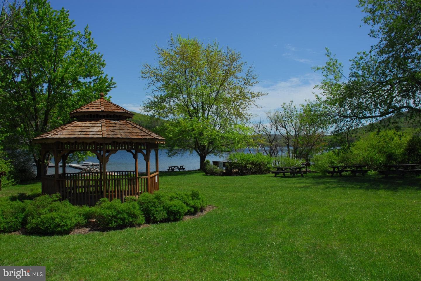 14 Winding Way #18b photo 34