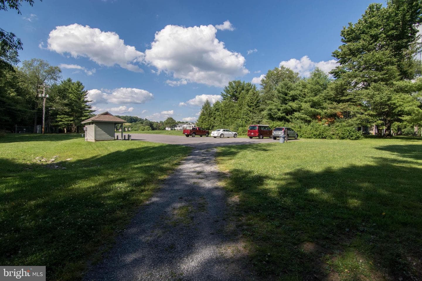 59 Glenview Road photo 82