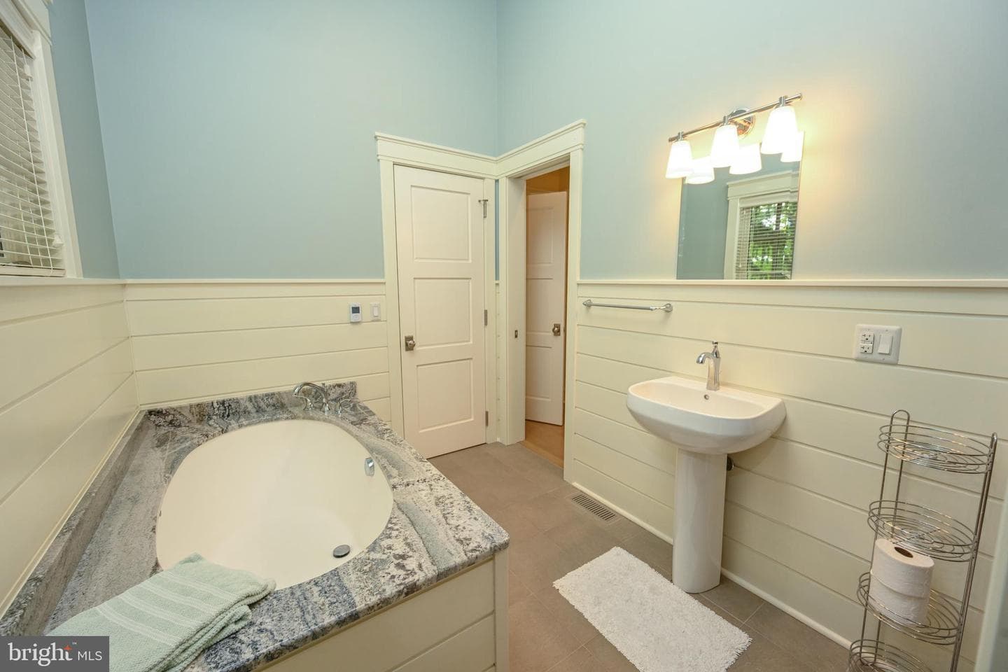 1010 Holy Cross Drive photo 107