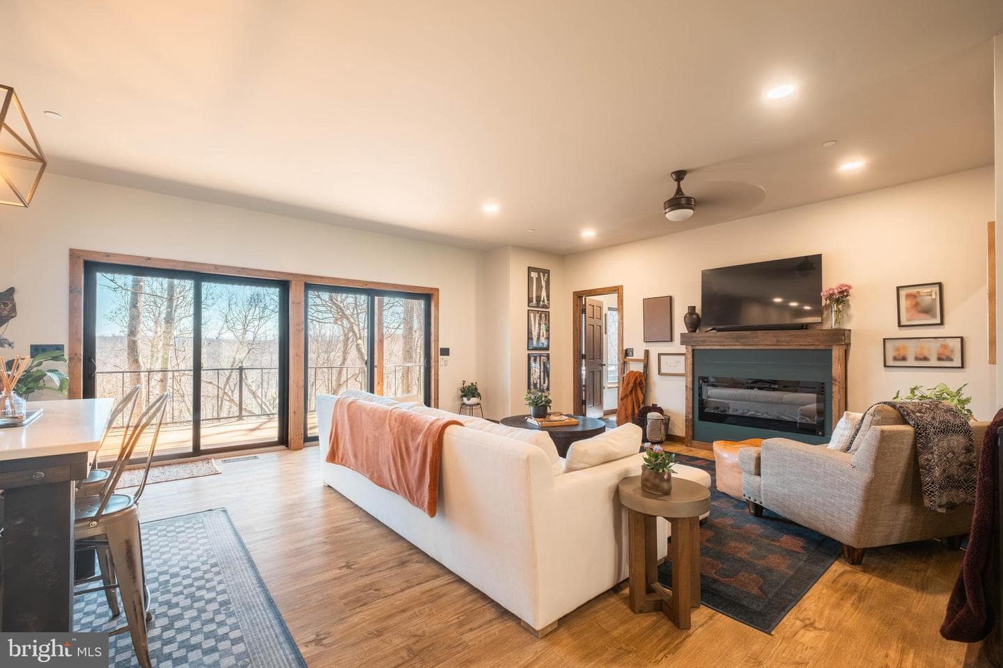 620 Crosby Drive photo 6