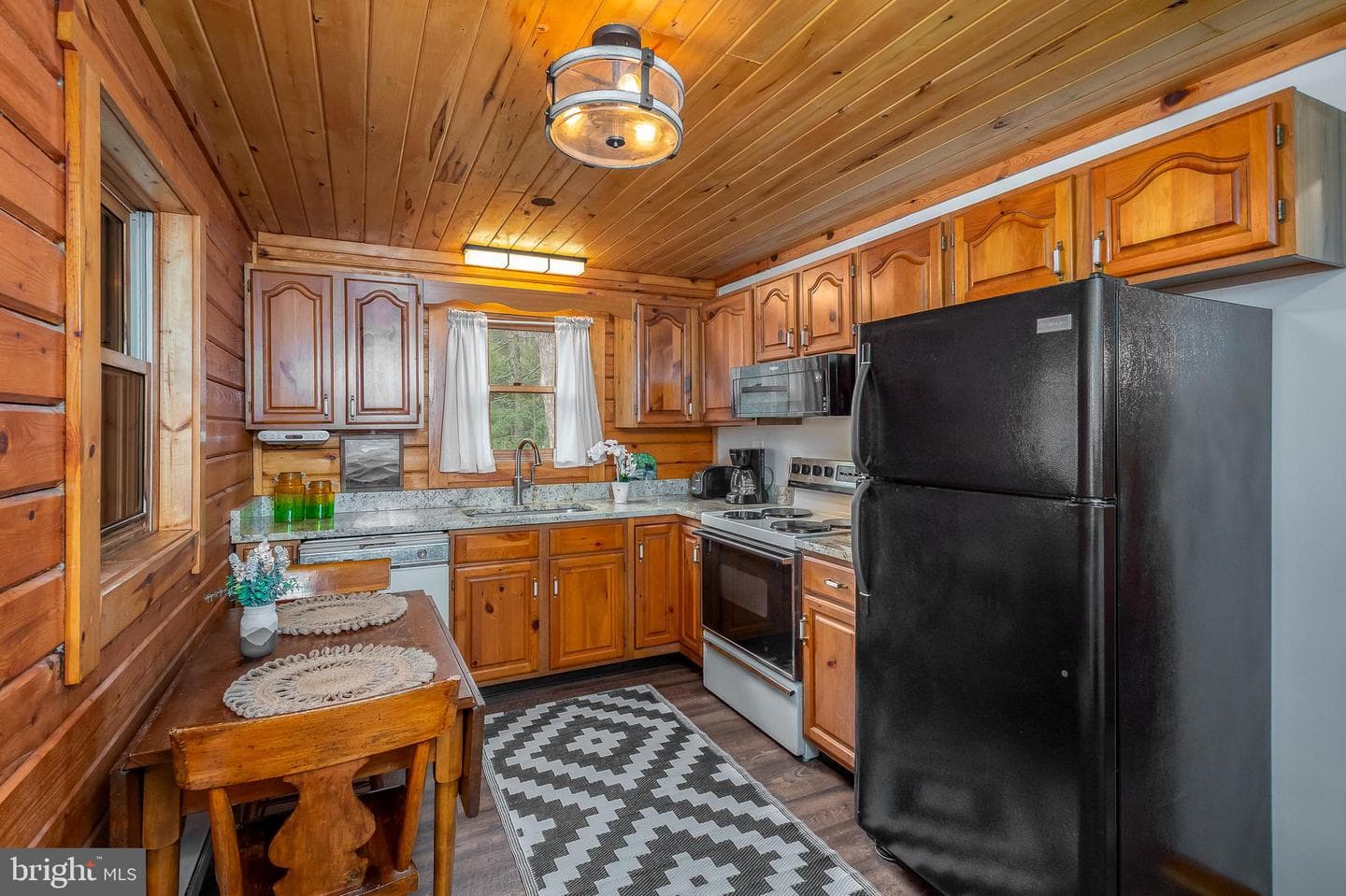 400 Bear Drive E photo 9
