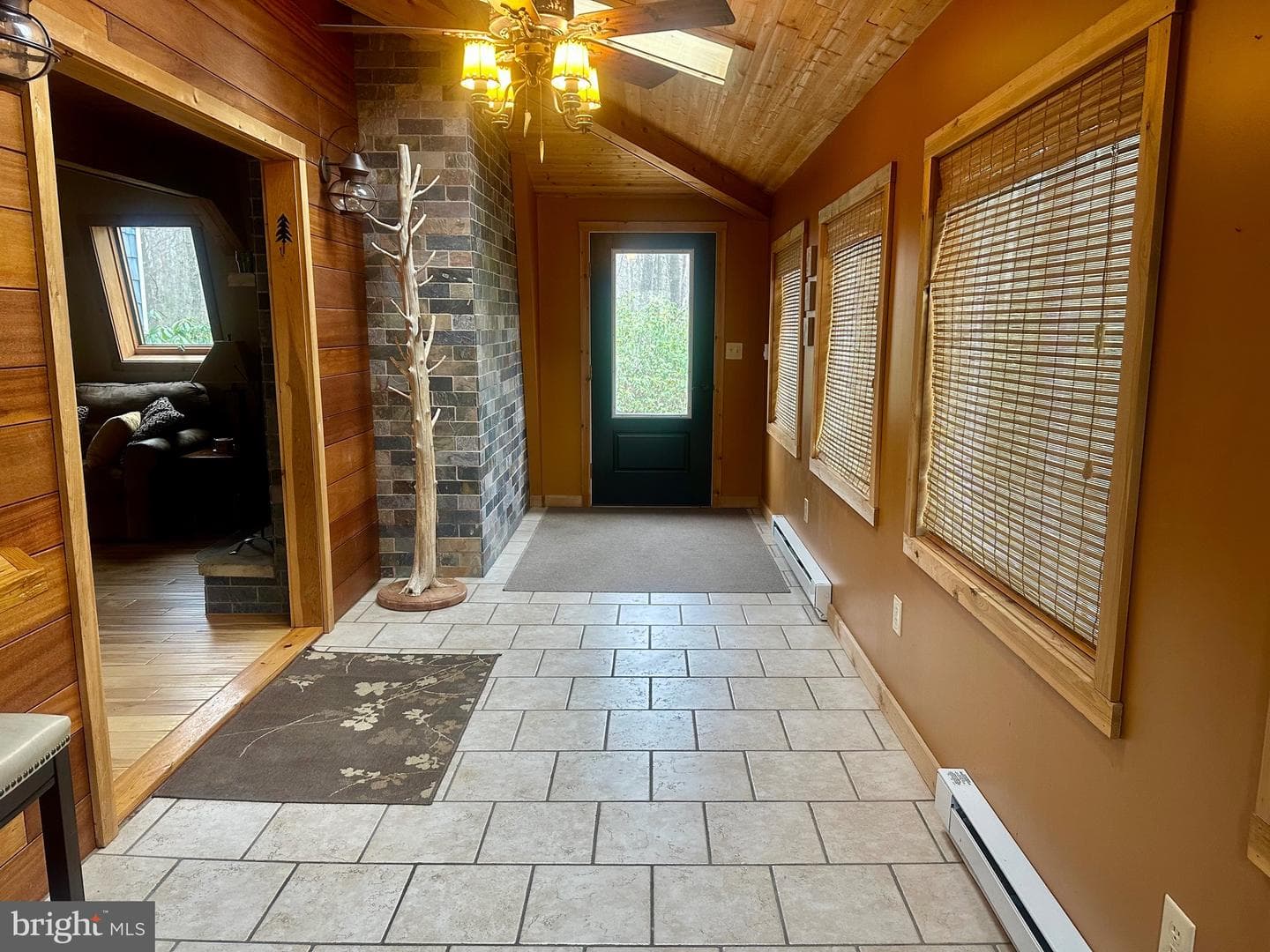 552 Black Oak Drive photo 7