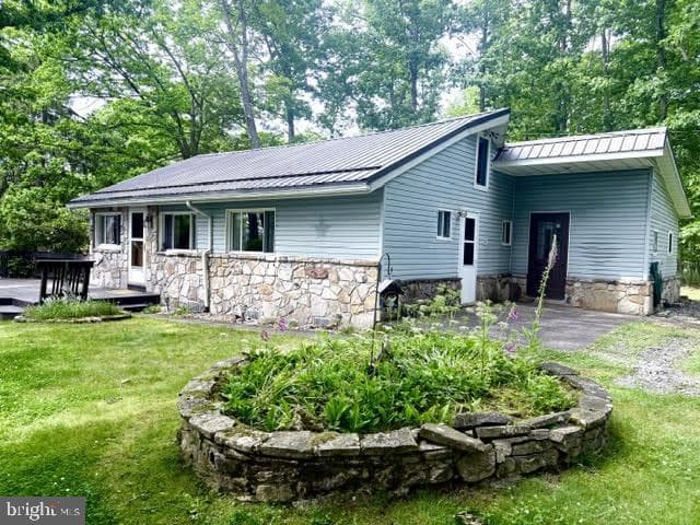 222 Skippers Point Road photo 3