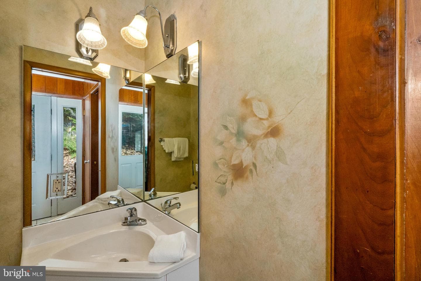 1244 Glendale Road photo 32