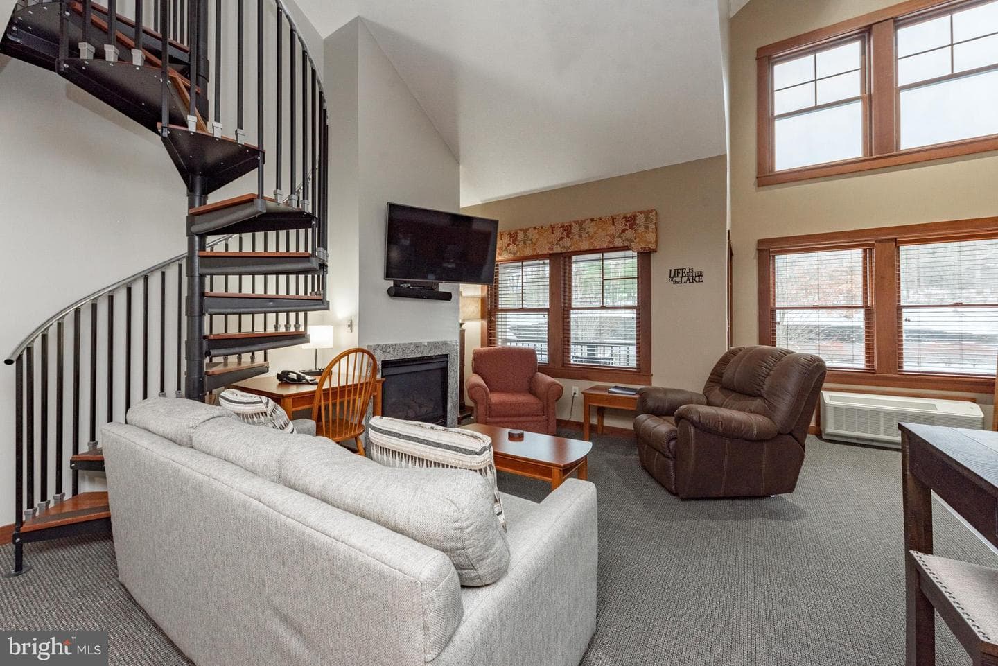 565 Glendale Road #306 photo 6