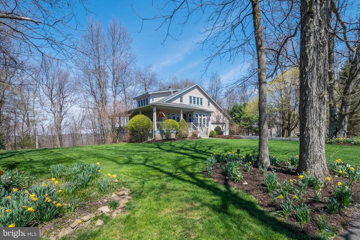 726 Sunset Ridge Drive photo 3