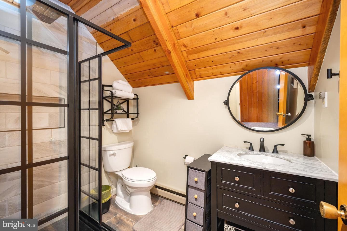 61 Frederick Circle photo 40