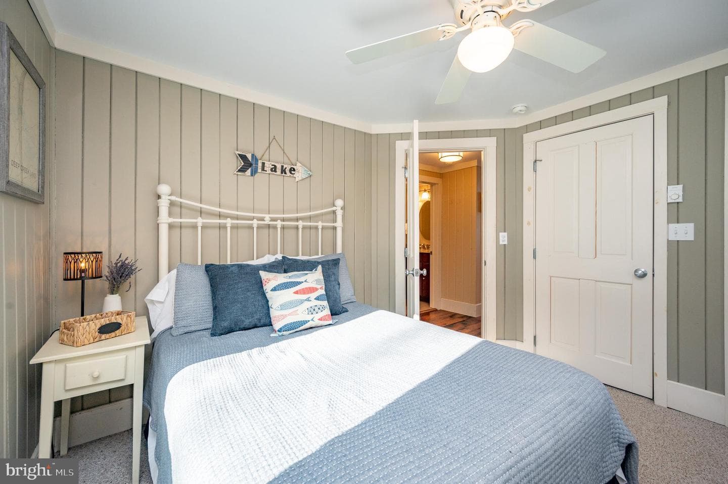 2411 Lake Shore Drive photo 24