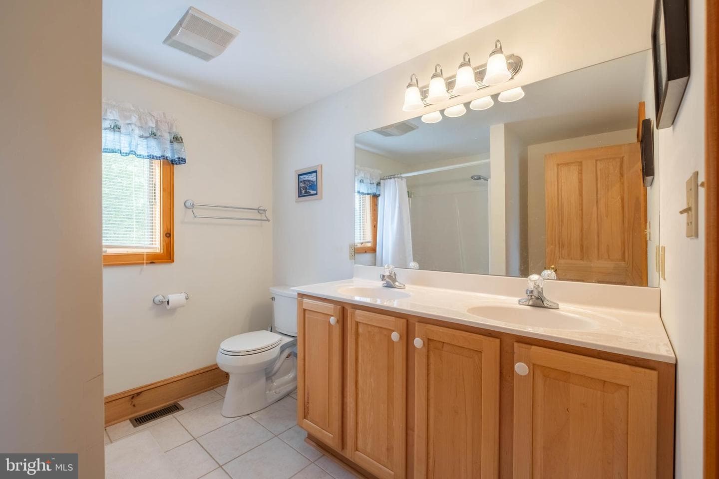 128 Bridgeview Lane photo 26