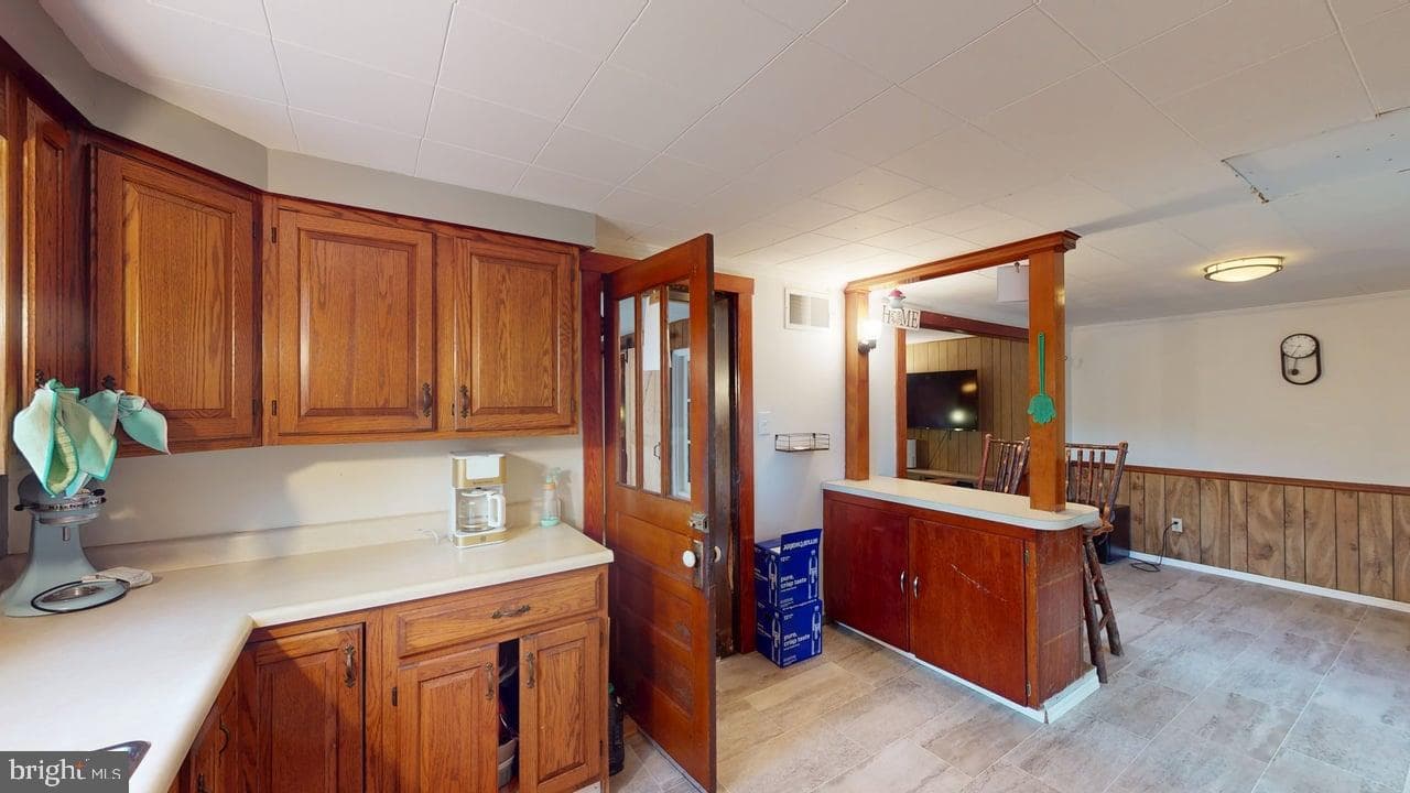 239 Hampshire Street photo 6