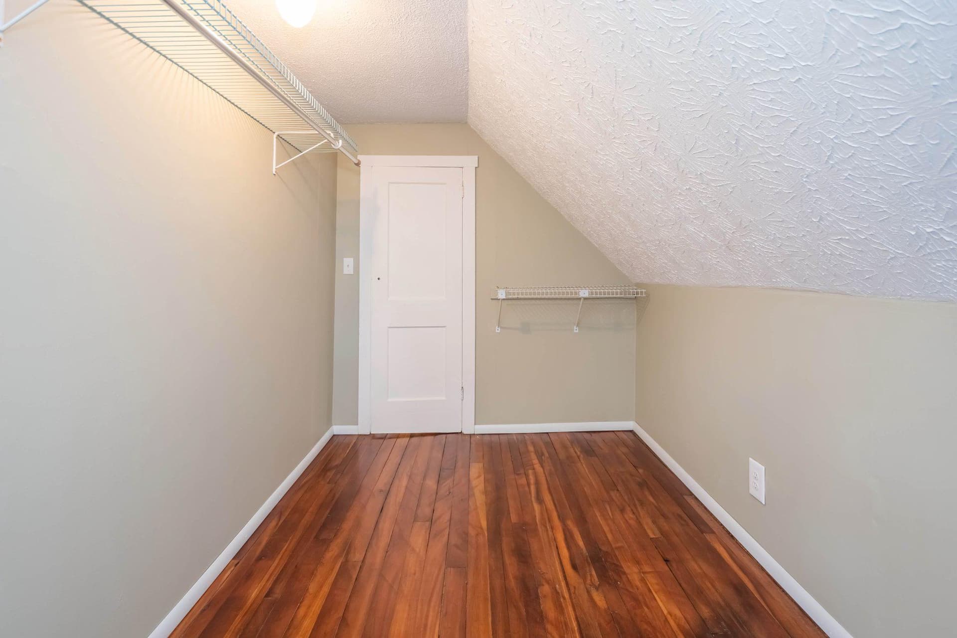 17921 Garrett Highway photo 42