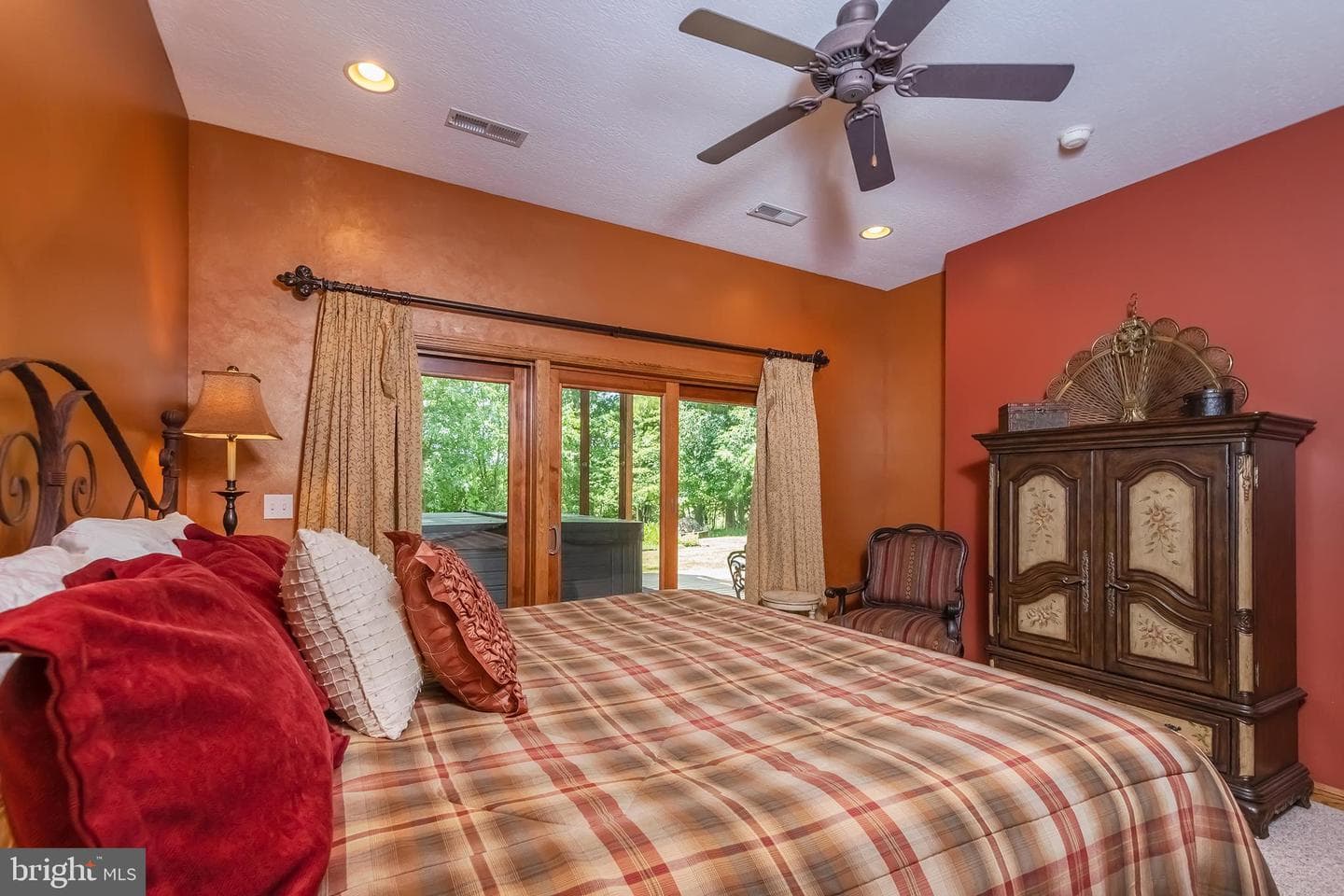316 Moonrise Drive photo 44