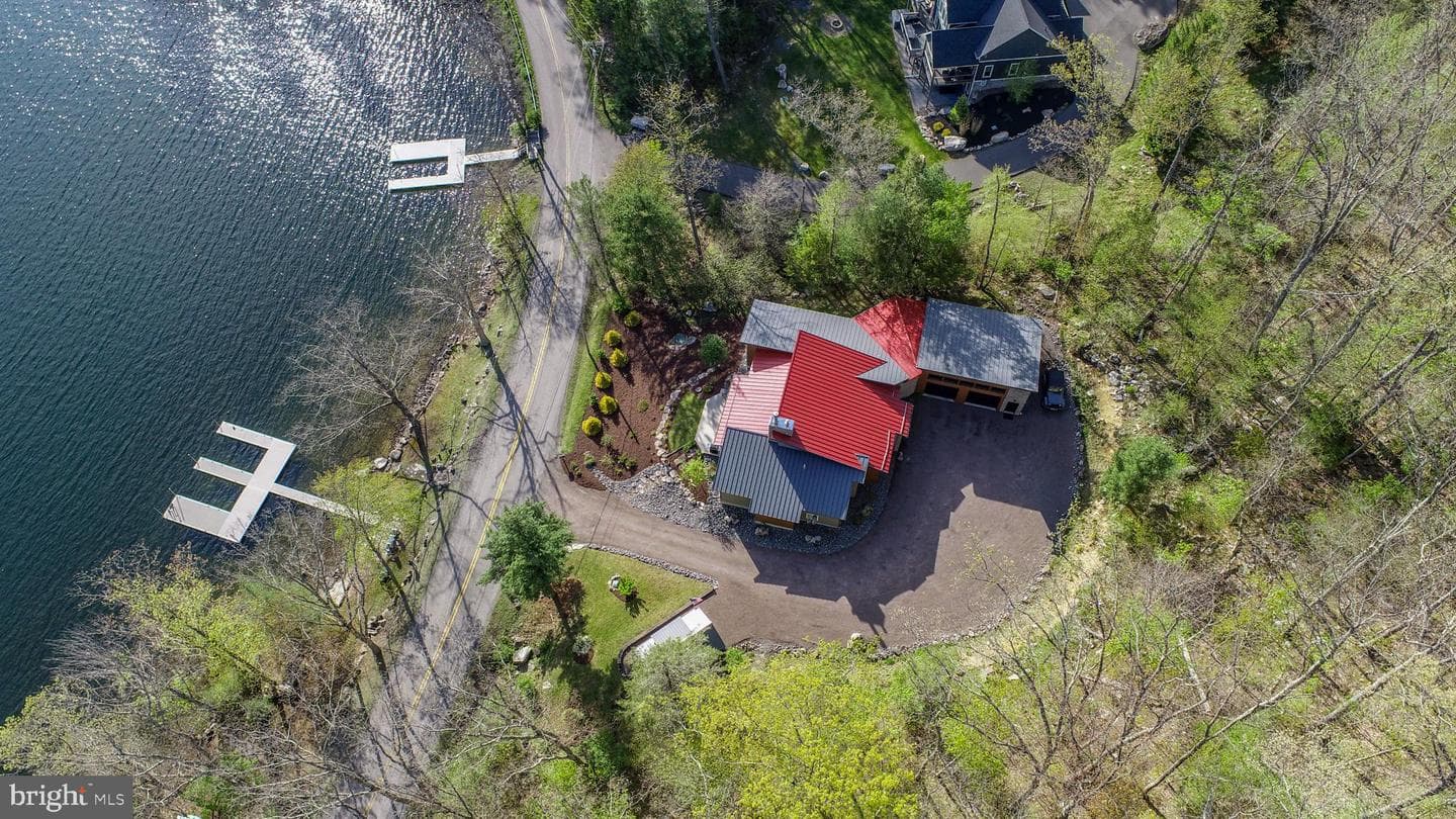 755 Rock Lodge Rd photo 8
