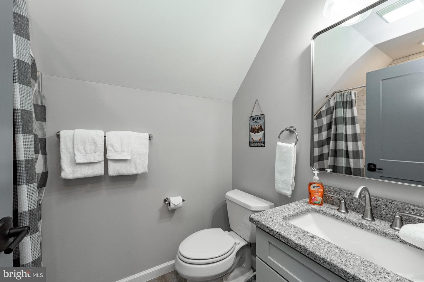 220 Biltmore View photo 48